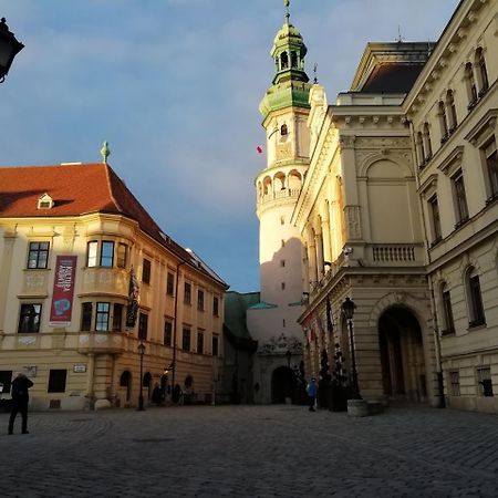 Appartement Fueredi Haz Apartman à Sopron Extérieur photo