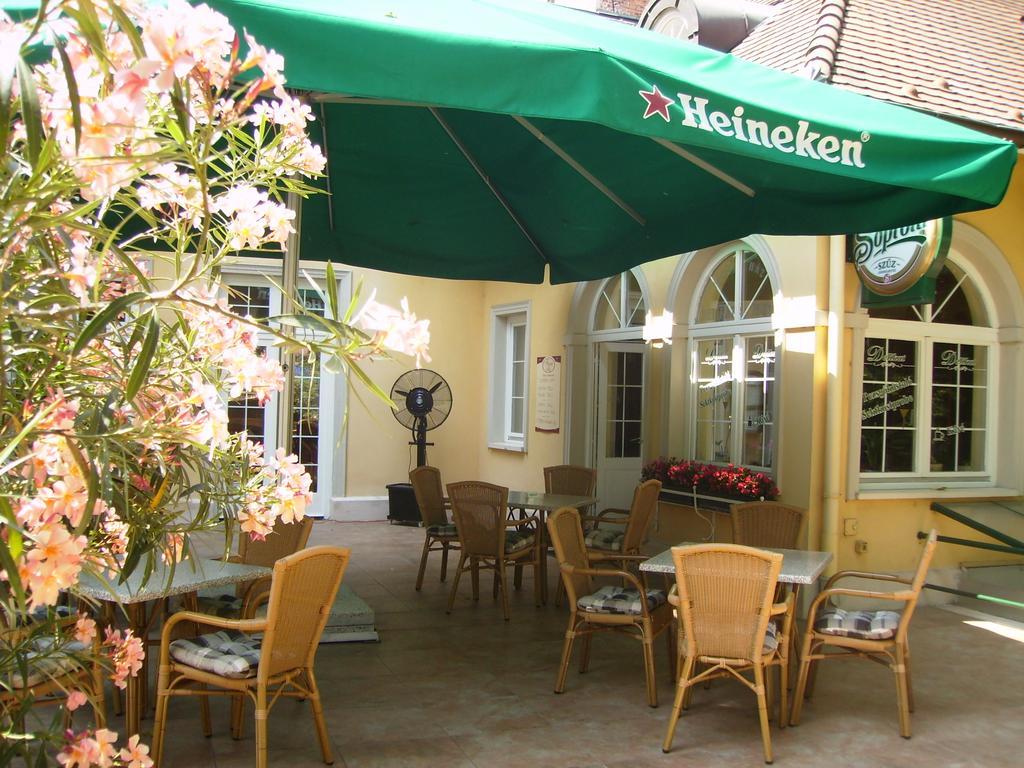 Appartement Fueredi Haz Apartman à Sopron Extérieur photo