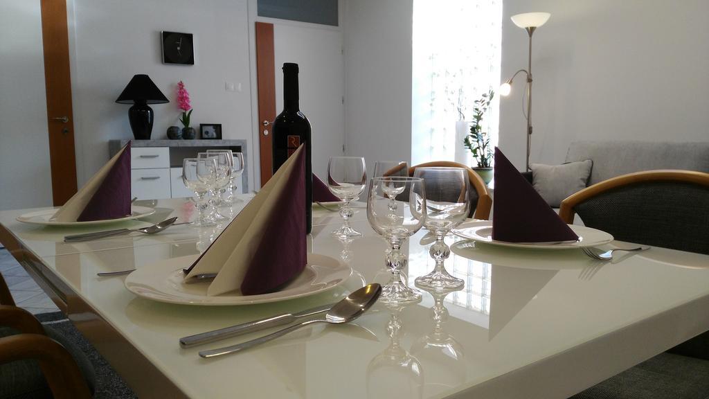 Appartement Fueredi Haz Apartman à Sopron Extérieur photo